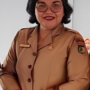 Dra. Harlina, M.Si